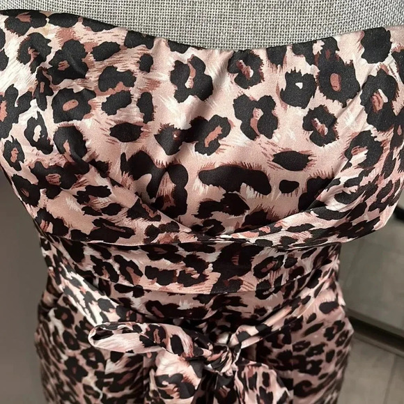 RIPE Strapless Animal Print Satin Mini Dress Pockets, Size M - Picture 5 of 11